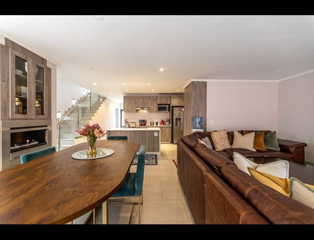 4 BEDROOM HOUSE FOR SALE IN BRYANSTON